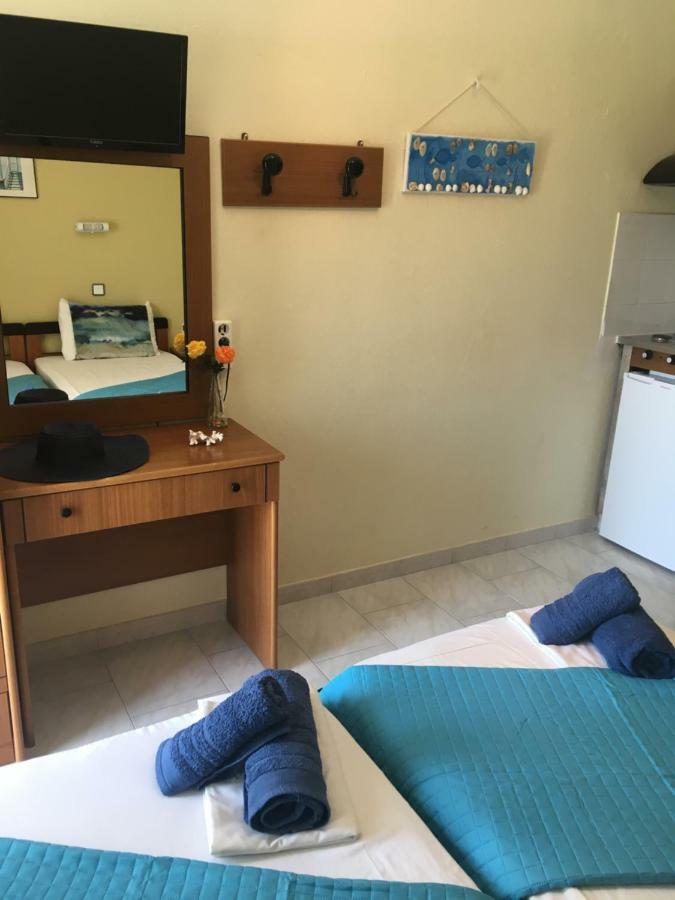 Dionisos Blue Aparthotel Paralia Dionysiou Ngoại thất bức ảnh