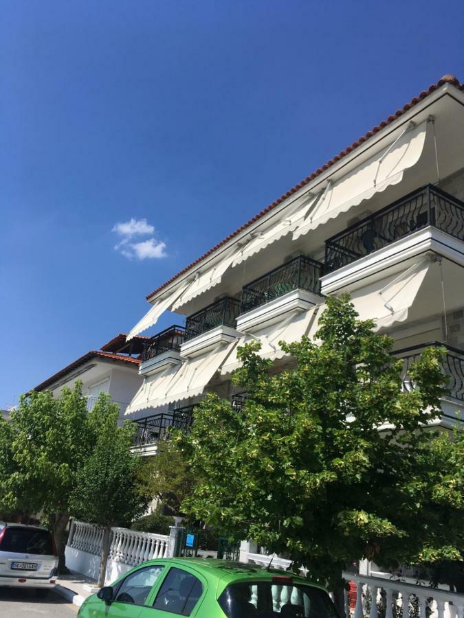 Dionisos Blue Aparthotel Paralia Dionysiou Ngoại thất bức ảnh
